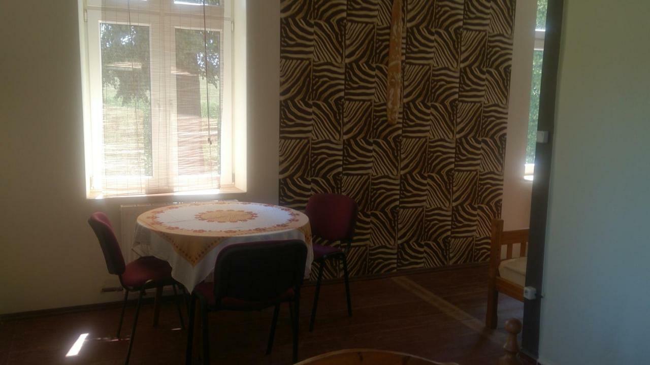 Dom Pod Orlimi Skalami - Blisko Zamku Czocha Apartment Lesna Exterior photo